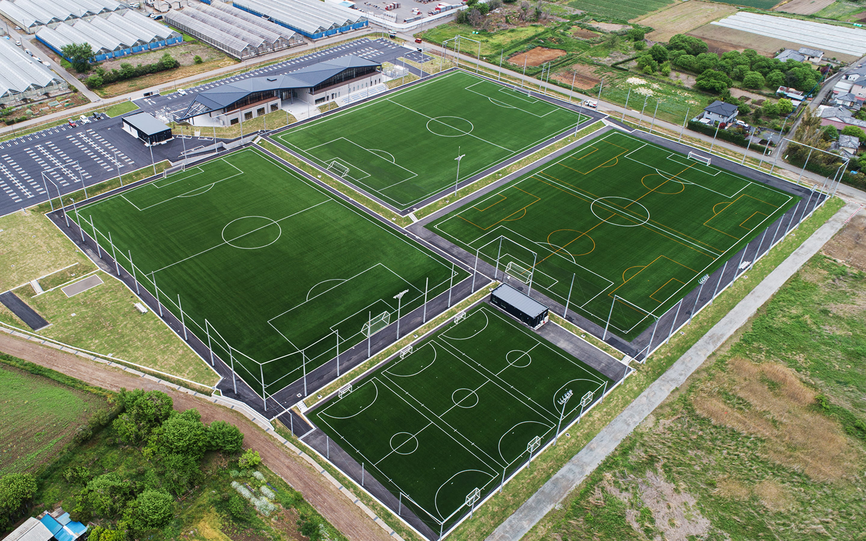 事業内容 MV 背景